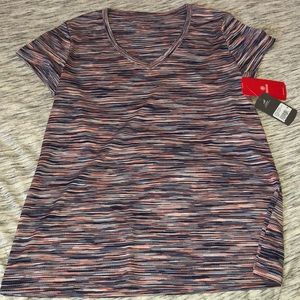 Women’s athletic top